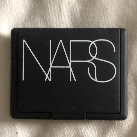 BNIB Nars Highlighting Blush Powder - Picture 3 of 8